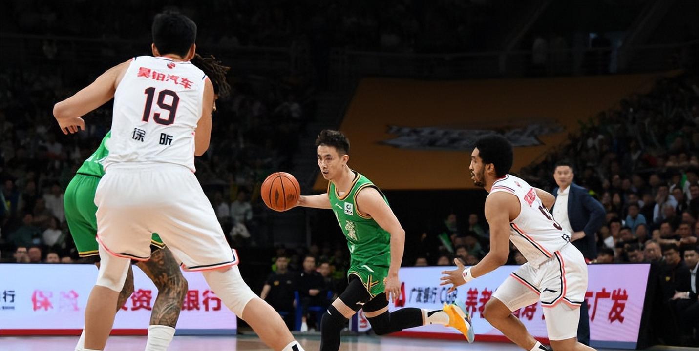 爱游戏官网入口-山东男篮击败辽宁队，取得半决赛入场券(山东男篮击败辽宁队,取得半决赛入场券了吗)