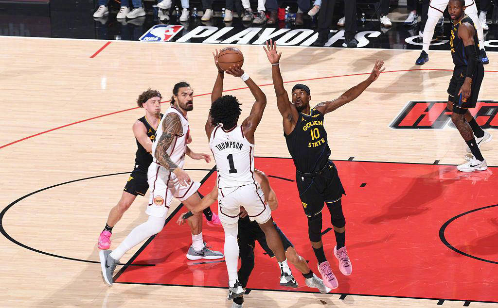 勇士队连胜达到五场，实力强大(勇士队连胜达到五场,实力强大吗)