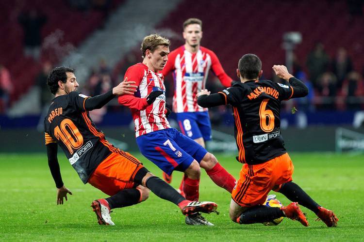 比勒菲尔德客场不敌，保级前景黯淡陷入困扰的简单介绍