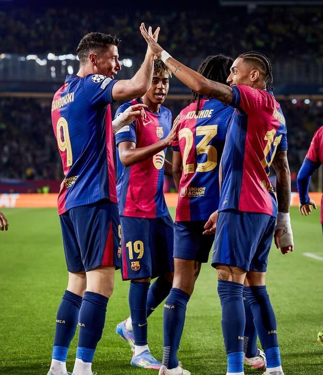 利亚斯火力全开，巴萨遭遇惨败