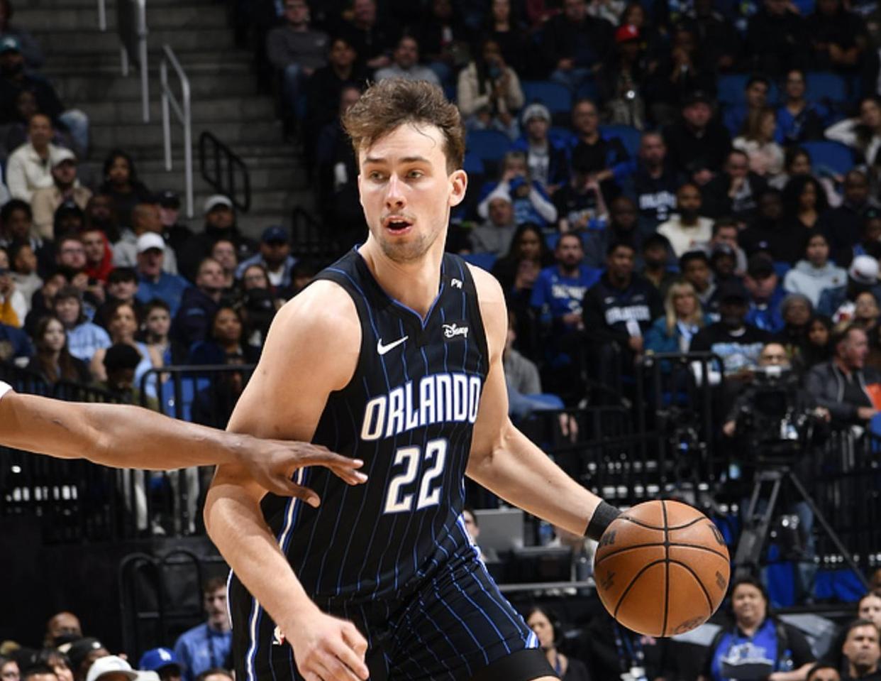 爱游戏网页版入口-关于阿尔希拉尔主场优势明显，球迷期待逆转奇迹的信息