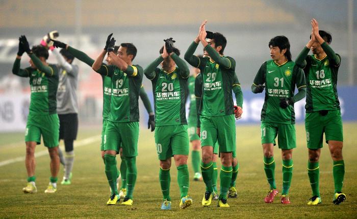 在北京国安赛场上演亚冠,失误,引发全场沸腾的简单介绍 在北京国安赛场上演亚冠,失误,引发全场沸腾的简单介绍