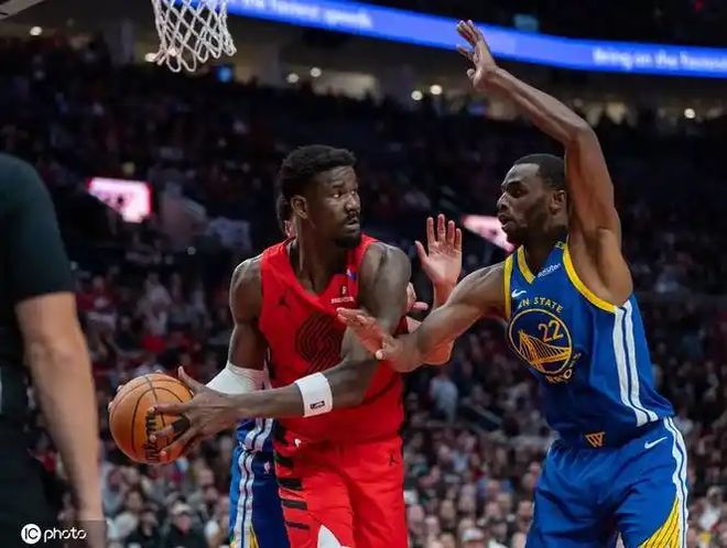 爱游戏体育平台-勇士队核心表现闪亮，成为球队绝对依靠！