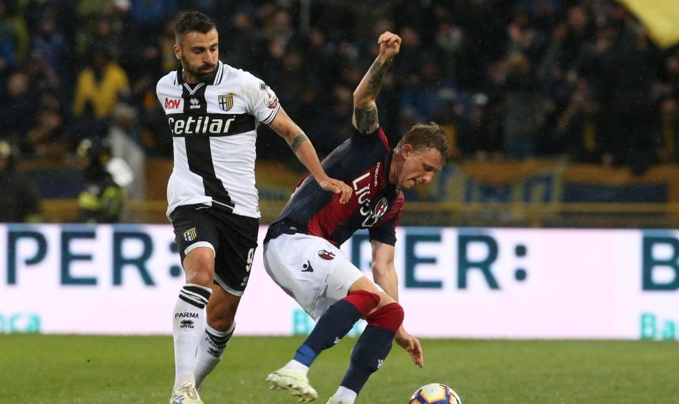 爱游戏官网-博洛尼亚被对手逆转，遭遇连败