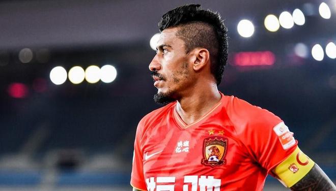 广州富力客场战胜广州恒大，取得关键胜利的简单介绍