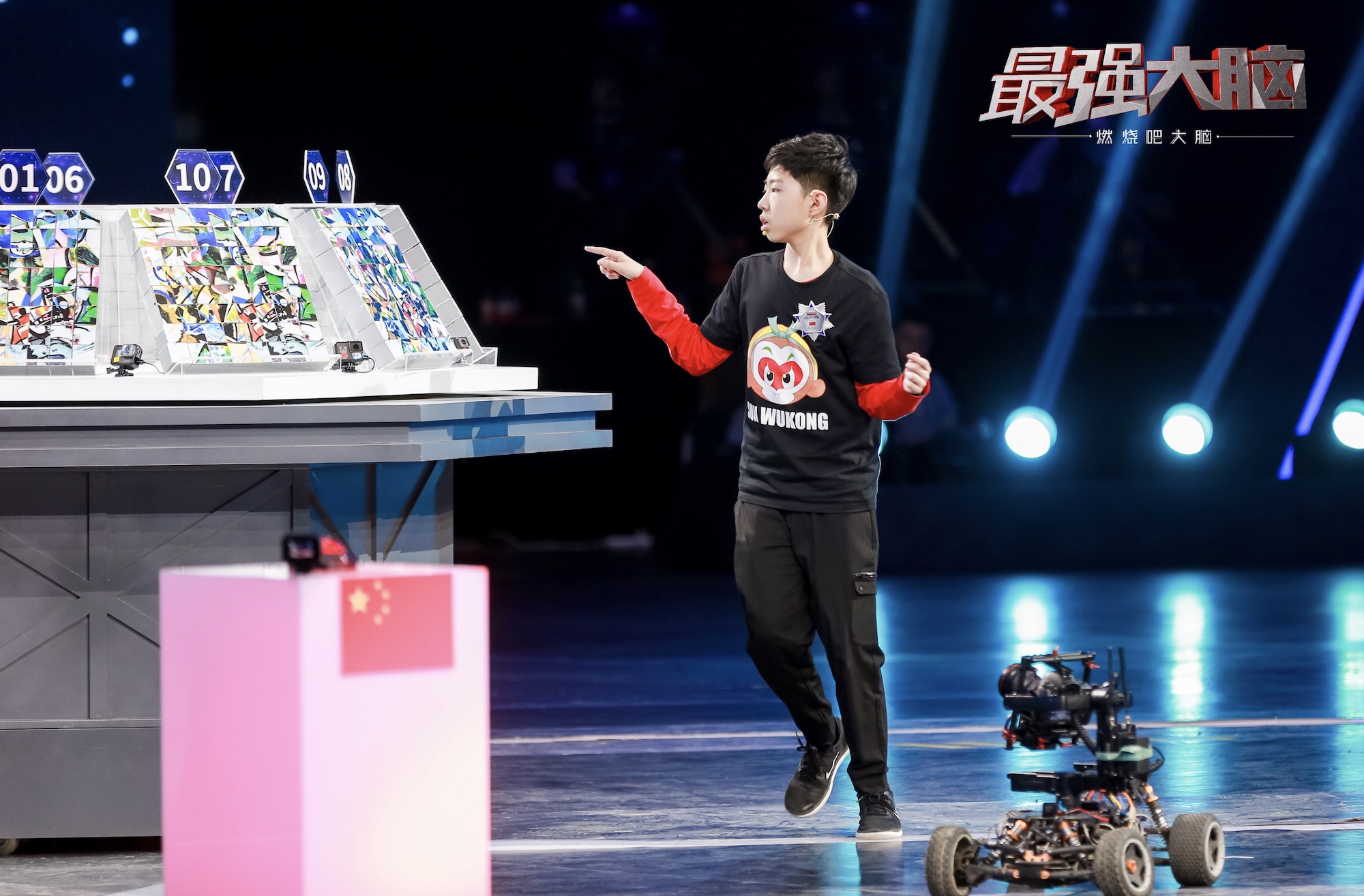 强强对抗，双方战术精妙，比赛结果令人意想不到的简单介绍