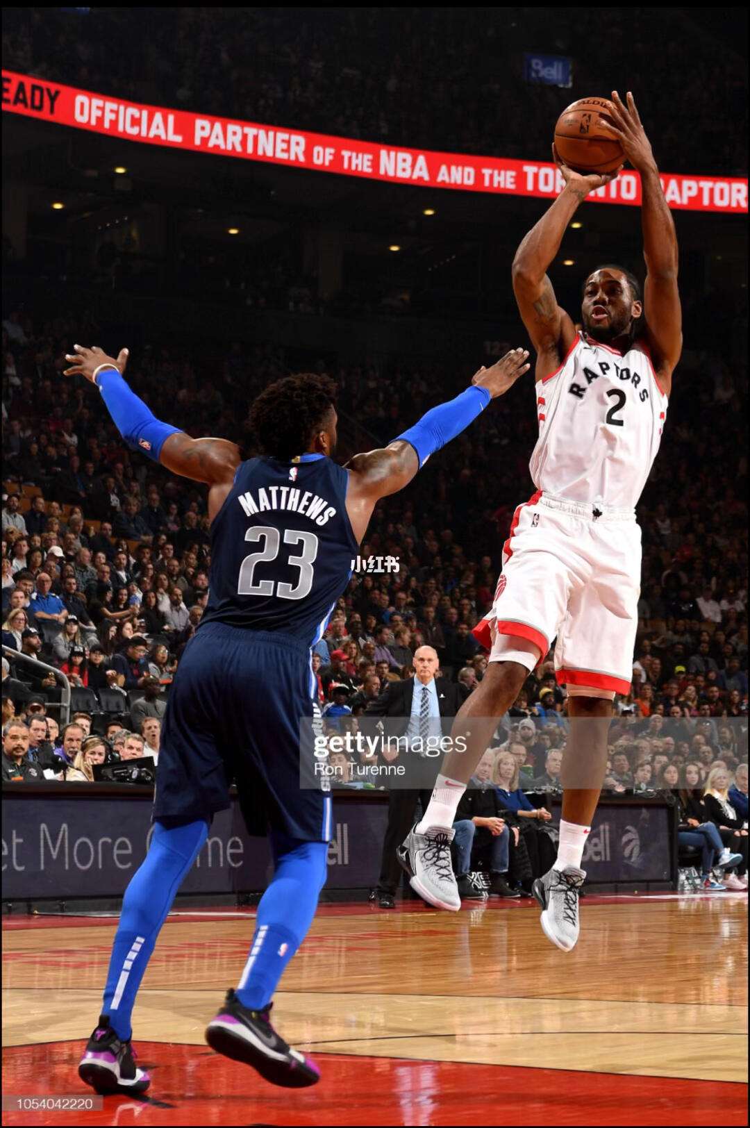 爱游戏官网-猛龙飞天！伦纳德独霸篮下稳擒胜利的简单介绍