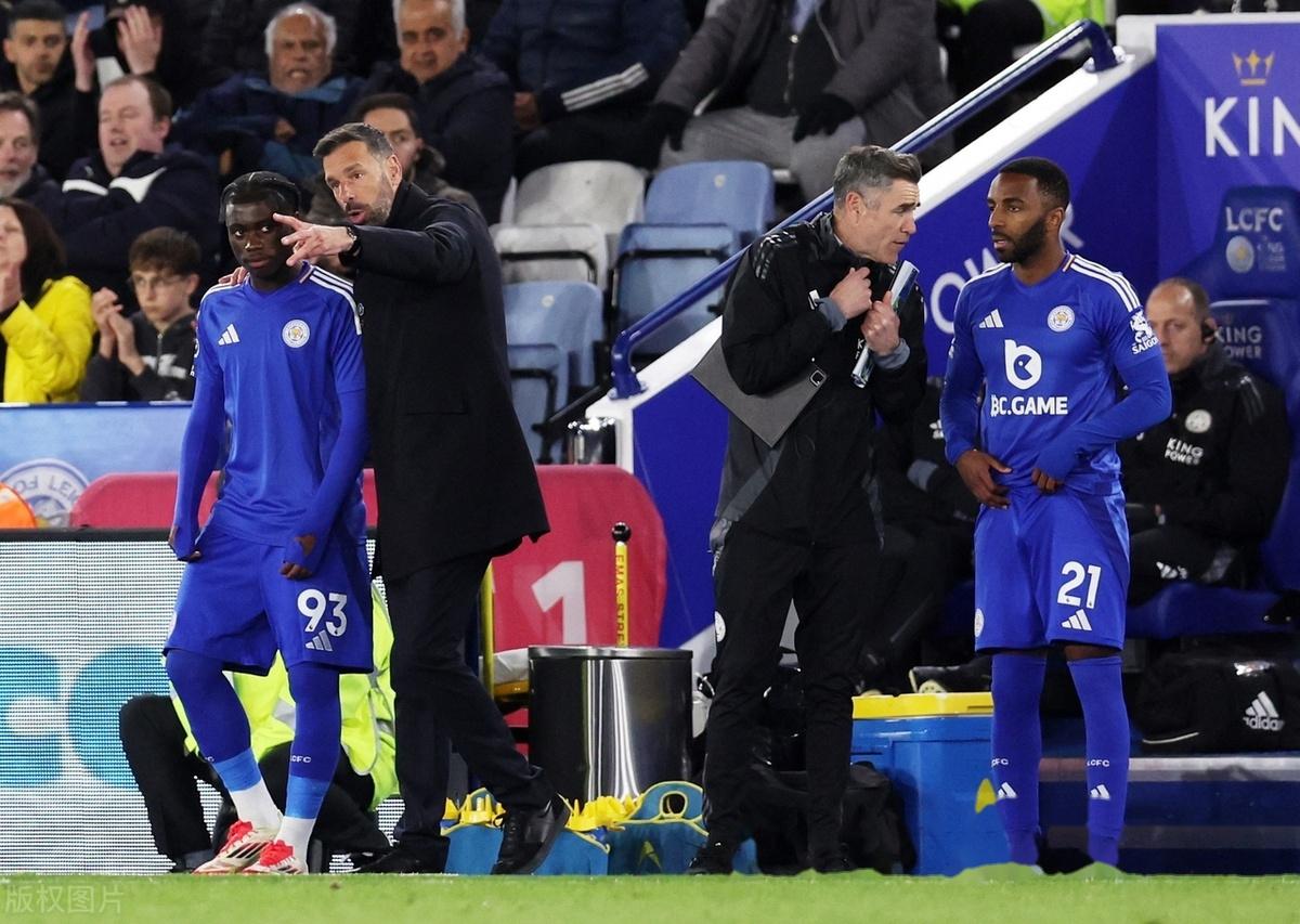 布莱顿后防失误导致失球,遭遇连败的简单介绍 布莱顿后防失误导致失球,遭遇连败的简单介绍