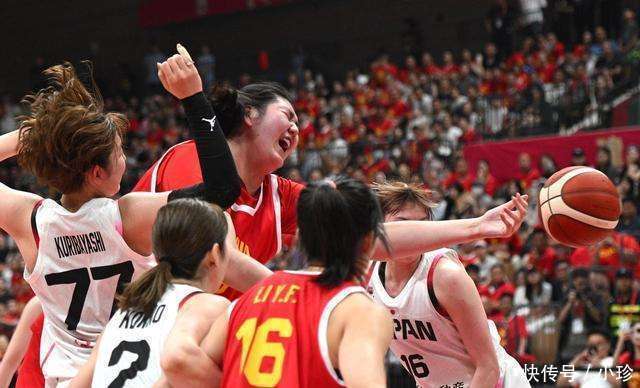 北京女篮在比赛中全力以赴,最终获胜 北京女篮在比赛中全力以赴,最终获胜