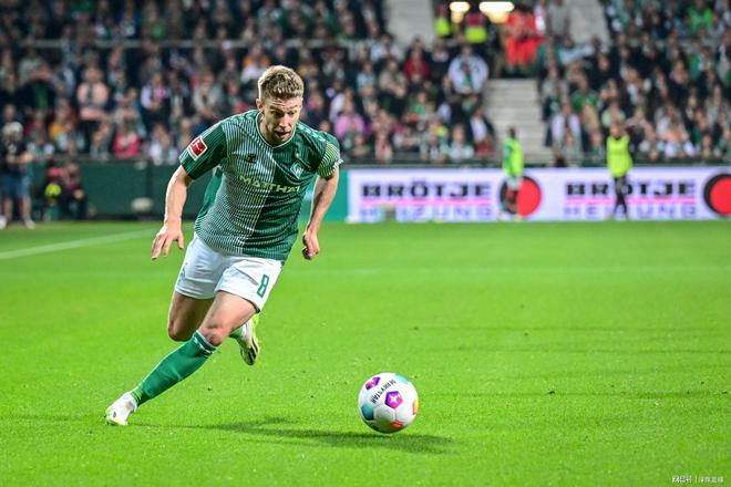 关于拜仁慕尼黑遭遇沃尔夫斯堡绝杀,榜首位置动摇的信息 关于拜仁慕尼黑遭遇沃尔夫斯堡绝杀,榜首位置动摇的信息