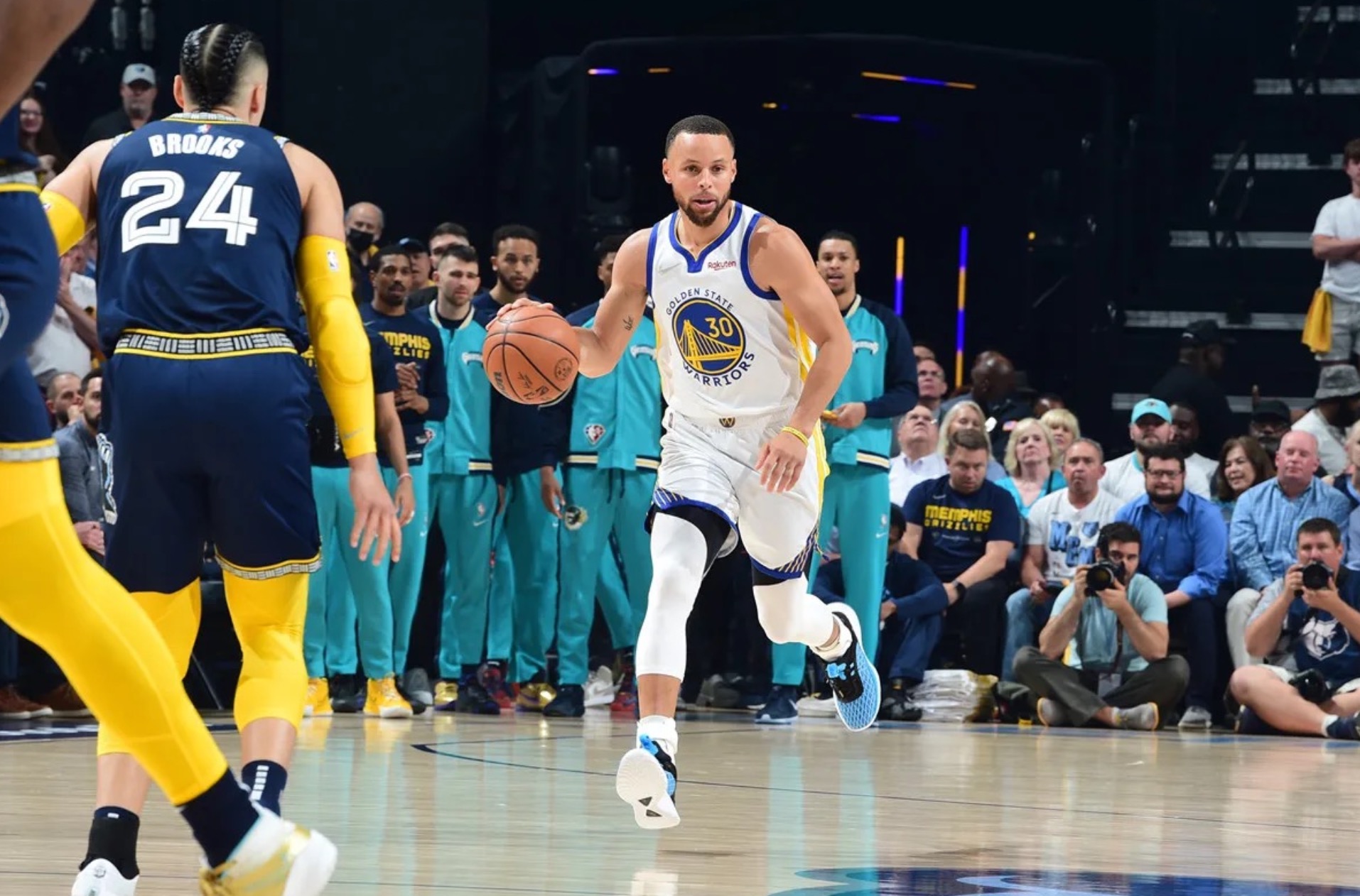 爱游戏体育地址-包含灰熊大将赛前恢复状态表现稳定带领球队稳住大局的词条