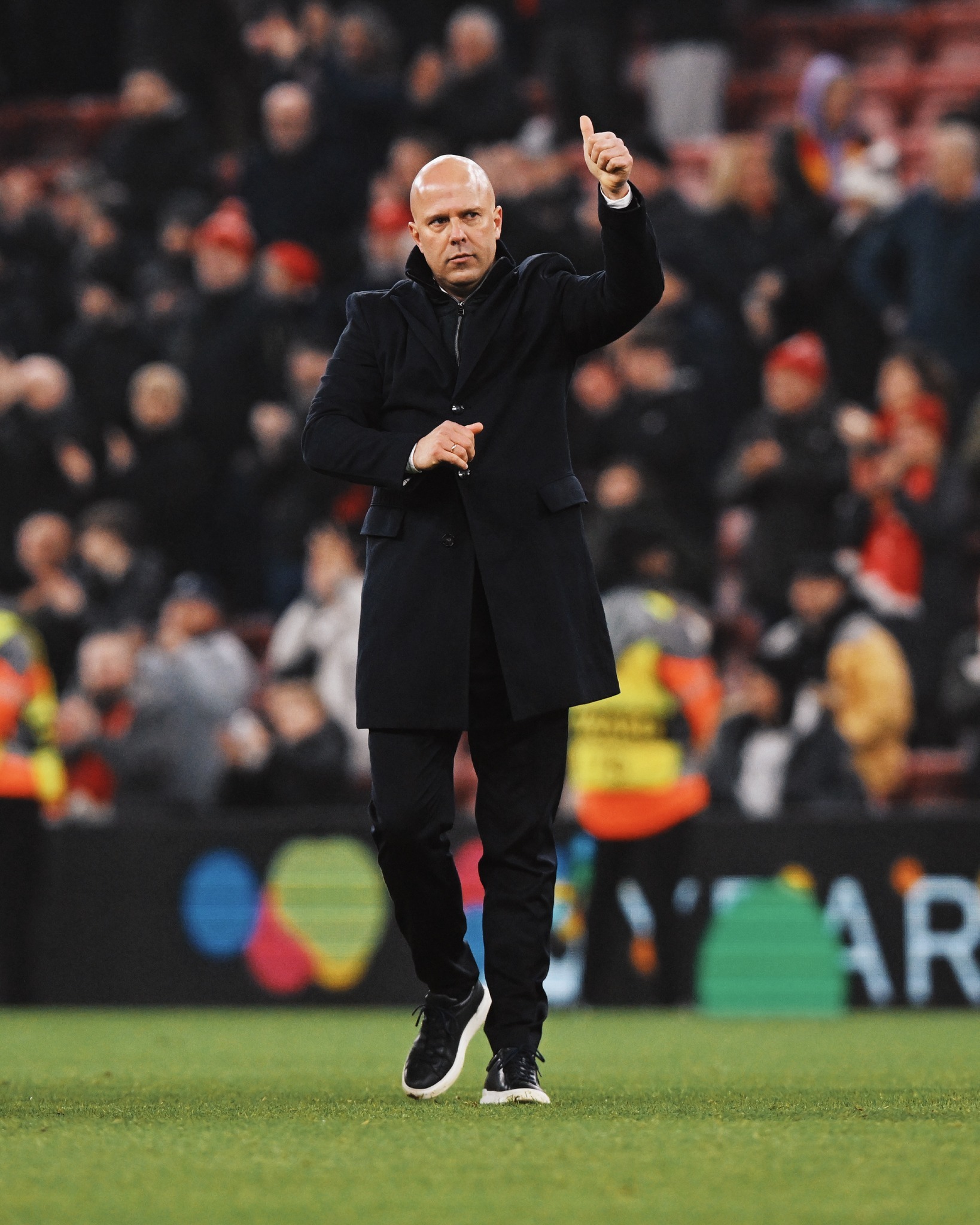 包含利物浦主场大捷,追逐领头羊的词条 包含利物浦主场大捷,追逐领头羊的词条