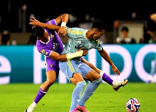 精彩绝伦！亚冠大战引发球迷狂欢