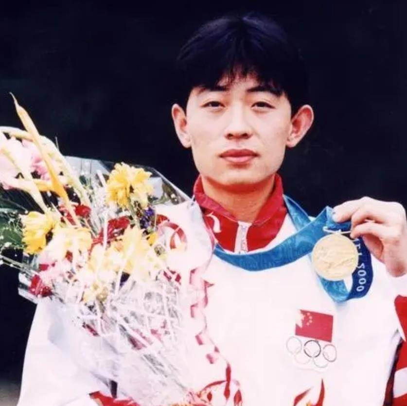 英国射击健将锐气十足,成功夺冠 英国射击健将锐气十足,成功夺冠