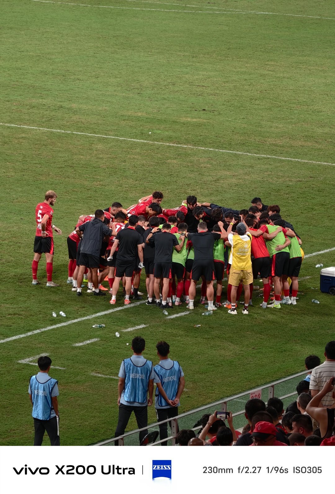 爱游戏app-包含国内职业足球联赛精彩对抗扣人心弦！的词条