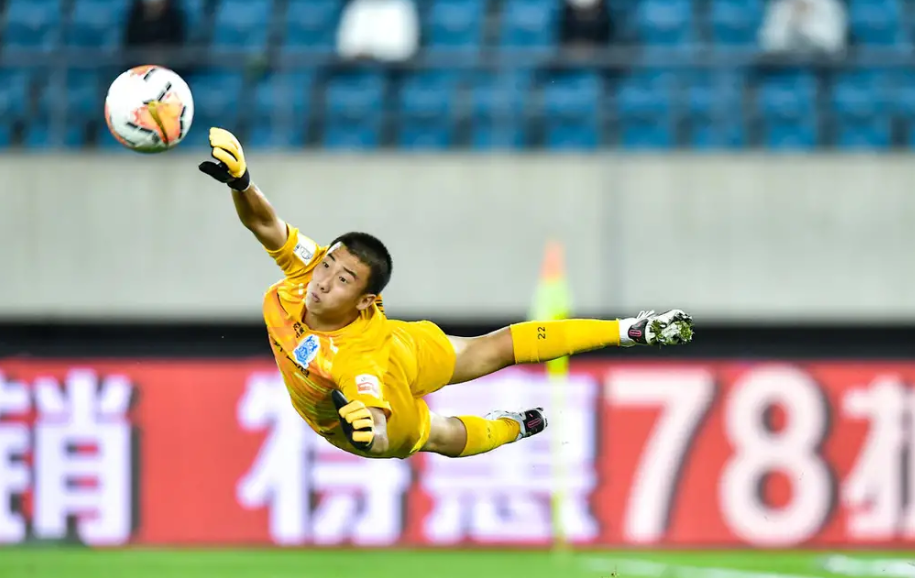 爱游戏体育官网-苏宁胜卓尔，继续稳居积分榜次席的简单介绍